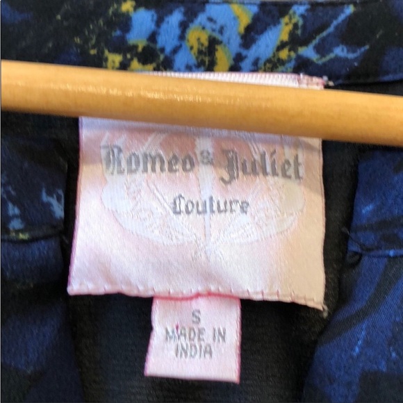 ROMEO & JULIET COUTURE | Women’s Dress - Picture 4 of 9